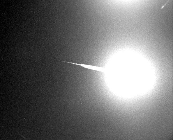 Fireball as bright as the full Moon over Spain