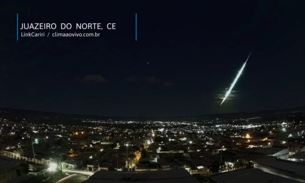 Bolide over Piauí, NE Brazil. Chances of rocks on the ground.